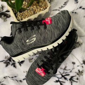 Women Sketchers sneakers